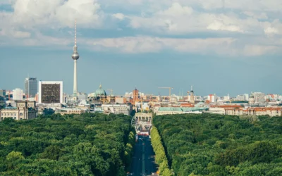 Einladung nach Berlin: Wie KI beim Faktencheck hilft