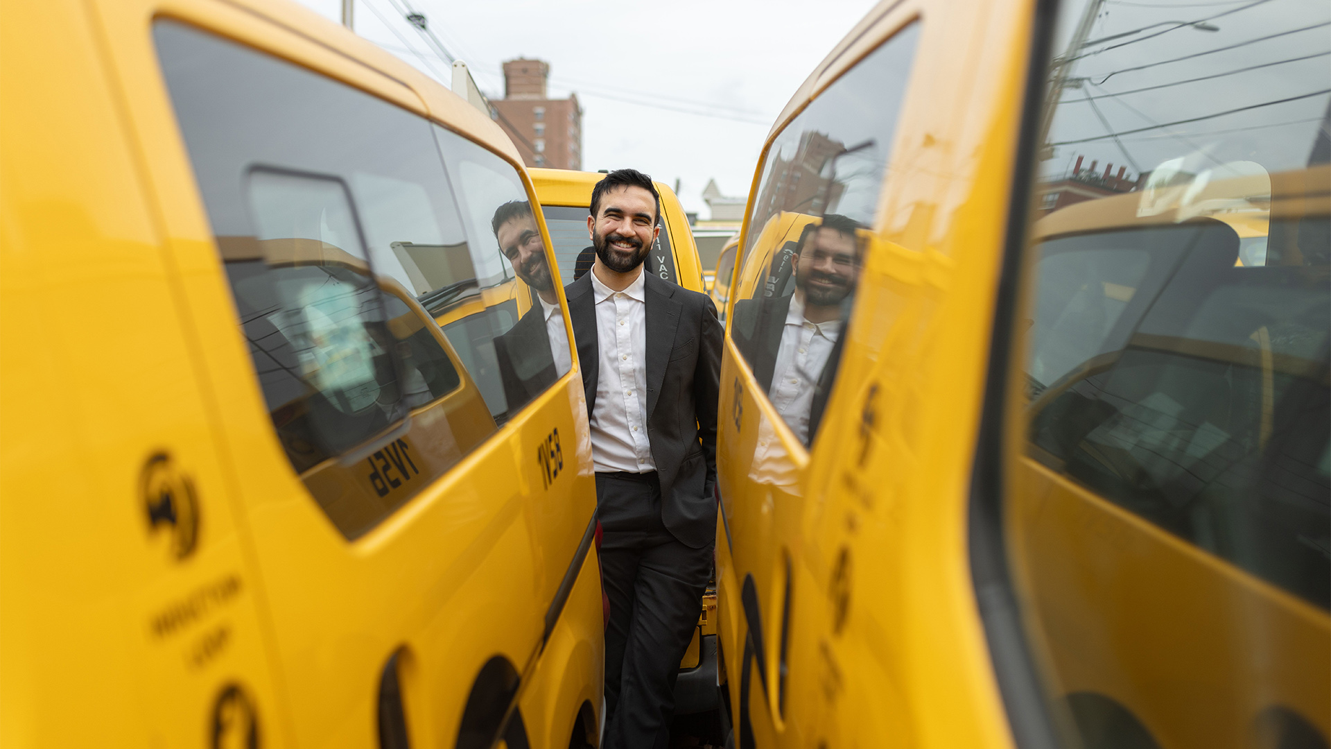 Zohran Mamdani – Sieger der Vorwahlen zum Bürgermeisterkandidaten der Demokraten in New York
