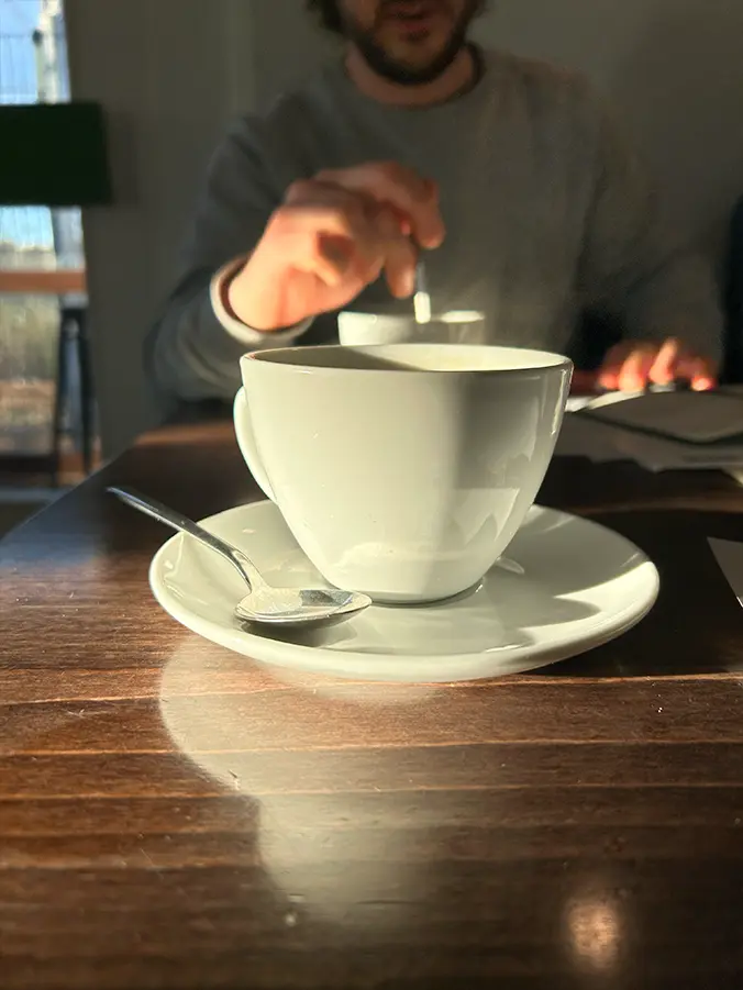 Unser Antriebsmittel, um am Magazin zu arbeiten: Kaffee