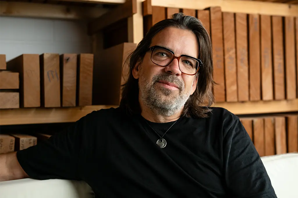 Nik Huber im INterview über die Geschichte von Nik Huber Guitars