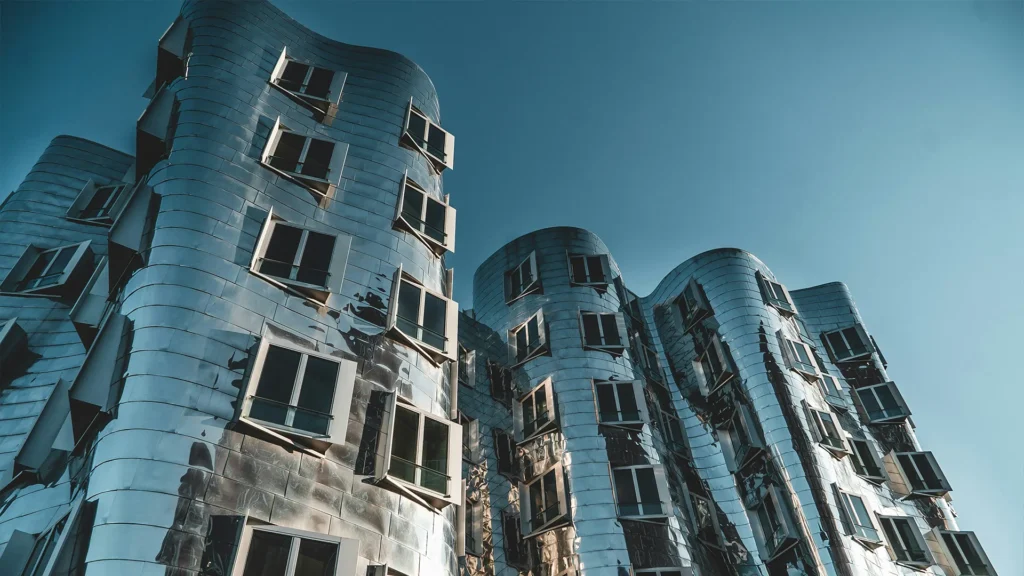 Gehry-Bauten im Düsseldorfer Medienhafen